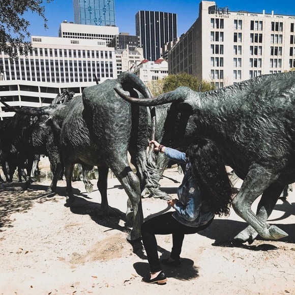 INSTA: @runningonvacay - Picture 4 of 7